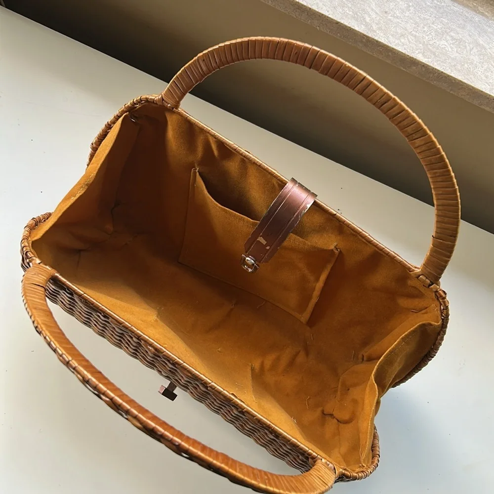 Vintage Basket Bag - Picture 11 of 12